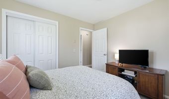 500 Greenbriar Blvd, Auburn, IN 46706