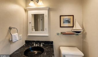 4 RIDGE Rd, Annapolis, MD 21401