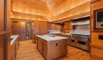 749 Stillmont Cir, Cashiers, NC 28717
