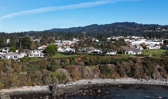 106 SCHOONER BAY Dr, Brookings, OR 97415
