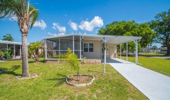 900 Laurel Cir, Barefoot Bay, FL 32976