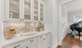 731 Creekside Bnd, Alpharetta, GA 30004