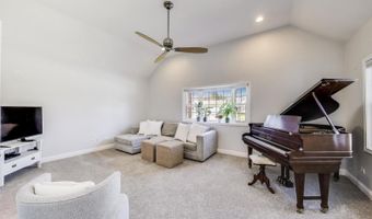 1523 N Patton Ave, Arlington Heights, IL 60004