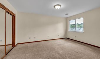 60 Padanaram Rd G53, Danbury, CT 06811