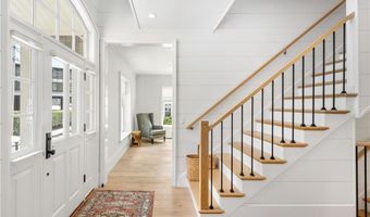 15 High St, Newport, RI 02840