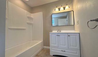 75 Northport Ave, Belfast, ME 04915