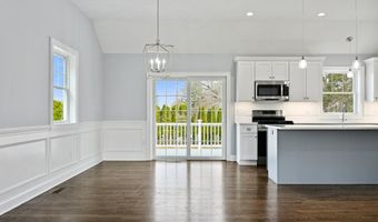 01 Sunrise Rd, Danbury, CT 06811