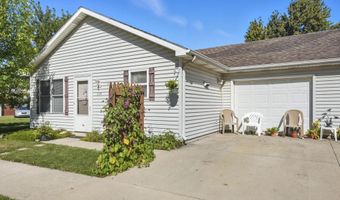606 DeKalb Ave, Auburn, IN 46706