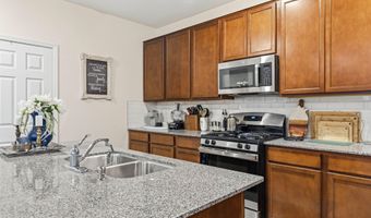 202 W SEVEN SEAS Dr, Casa Grande, AZ 85122