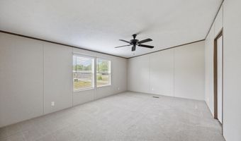 1521 Trotter Way, Baker, FL 32531