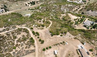 1040 Rolling Hills Dr, Aguanga, CA 92536