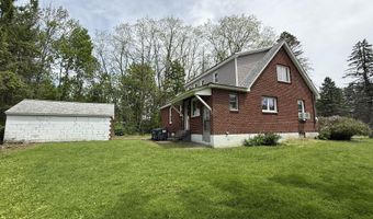 1388 Midline Rd, Amsterdam, NY 12010