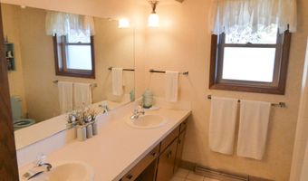 512 W MICHIGAN St, Appleton, WI 54911