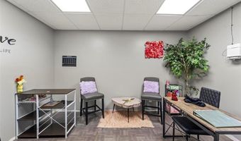 909 911 Milton Rd, Alton, IL 62002