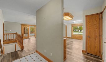 1012 8th St SE, Altoona, IA 50009