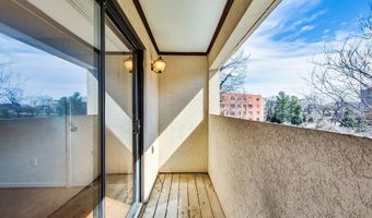 8923 BATTERY Pl 24, Bethesda, MD 20814