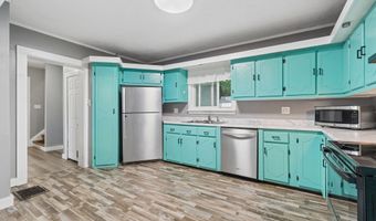 127 Broad St, Auburn, ME 04210