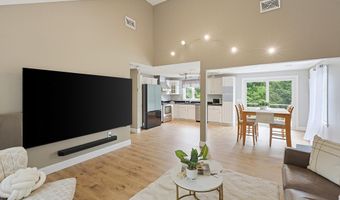 460 Richardson Ave, Attleboro, MA 02703