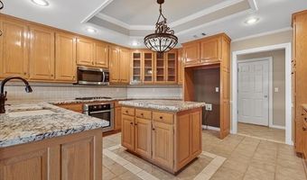 2816 Roanoke Ridge Rd, Bartlesville, OK 74006