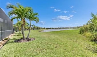 7420 PARADISO Dr, Apollo Beach, FL 33572