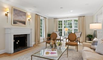 7009 LOCH LOMOND Dr, Bethesda, MD 20817