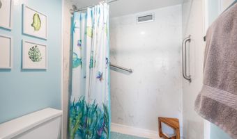 2029 Ala Wai Blvd 304, Honolulu, HI 96815
