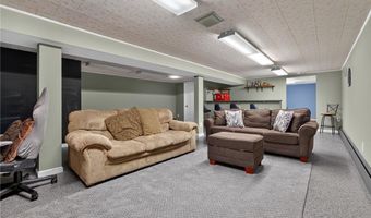 119 N Main St, Alburtis, PA 18011