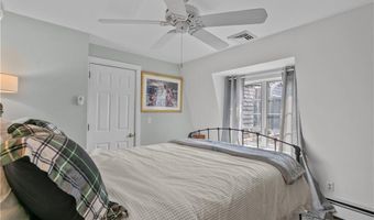 99 Coggeshall Ave 2, Newport, RI 02840