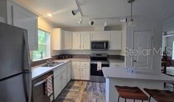 55515 LISA St, Astor, FL 32102