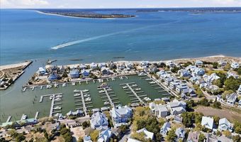 6 A Leeward Ct, Bald Head Island, NC 28461