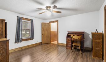 400 E Walker St, Ash Grove, MO 65604