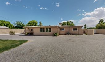 855 Foxcroft Loop, Bosque Farms, NM 87068