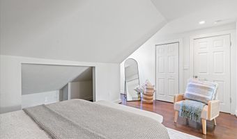 3361 S WAKEFIELD St B1, Arlington, VA 22206