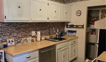 1560 Douglas Ave F79, North Providence, RI 02904