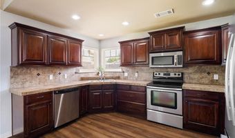 1232 Big Oak Dr, Alma, AR 72921