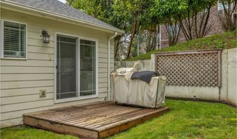320 SOUTH St, Astoria, OR 97103