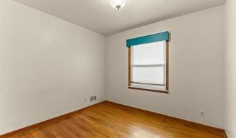 7668 Cortland Ave, Allen Park, MI 48101