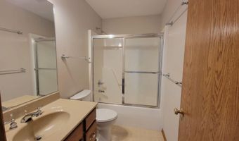 2512 Eaton Ave, Ames, IA 50010