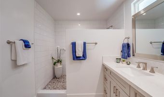 636 E 9th Ave, Escondido, CA 92025
