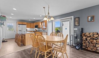 580 River Rd, Cambridge, VT 05464