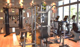 9940 W Bay Harbor Dr 6D-N, Bay Harbor Islands, FL 33154