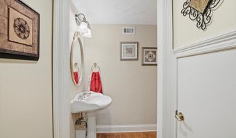 15 Charleston Cir, Brandon, MS 39047