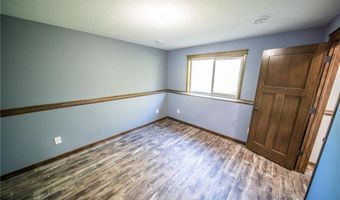 426 Creek Ave, Delano, MN 55328