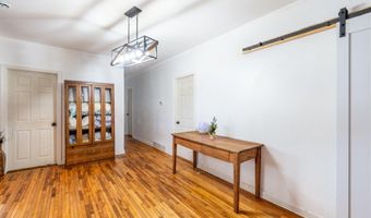 2 Harold Dr, Altamont, NY 12009
