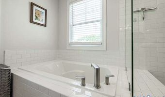 117 Axton Ln, Ashland, VA 23005