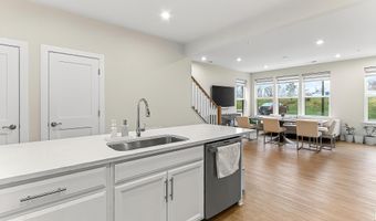 20328 NEWFOUNDLAND Sq, Ashburn, VA 20147