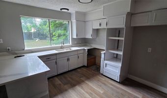 713 N Spears St, Alvarado, TX 76009