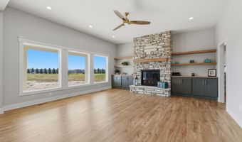 2046 Links Ln, Auburn, IN 46706