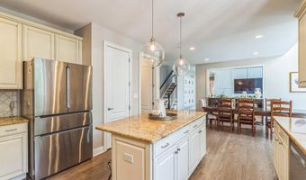 392 LANGBERG Ln, Ambler, PA 19002