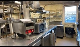 517 Main St, Barnstable, MA 02601